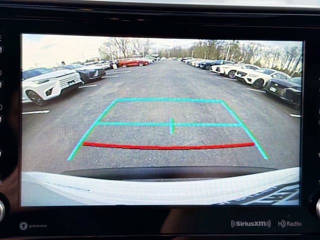 Used 2021 Toyota Highlander XLE image 16