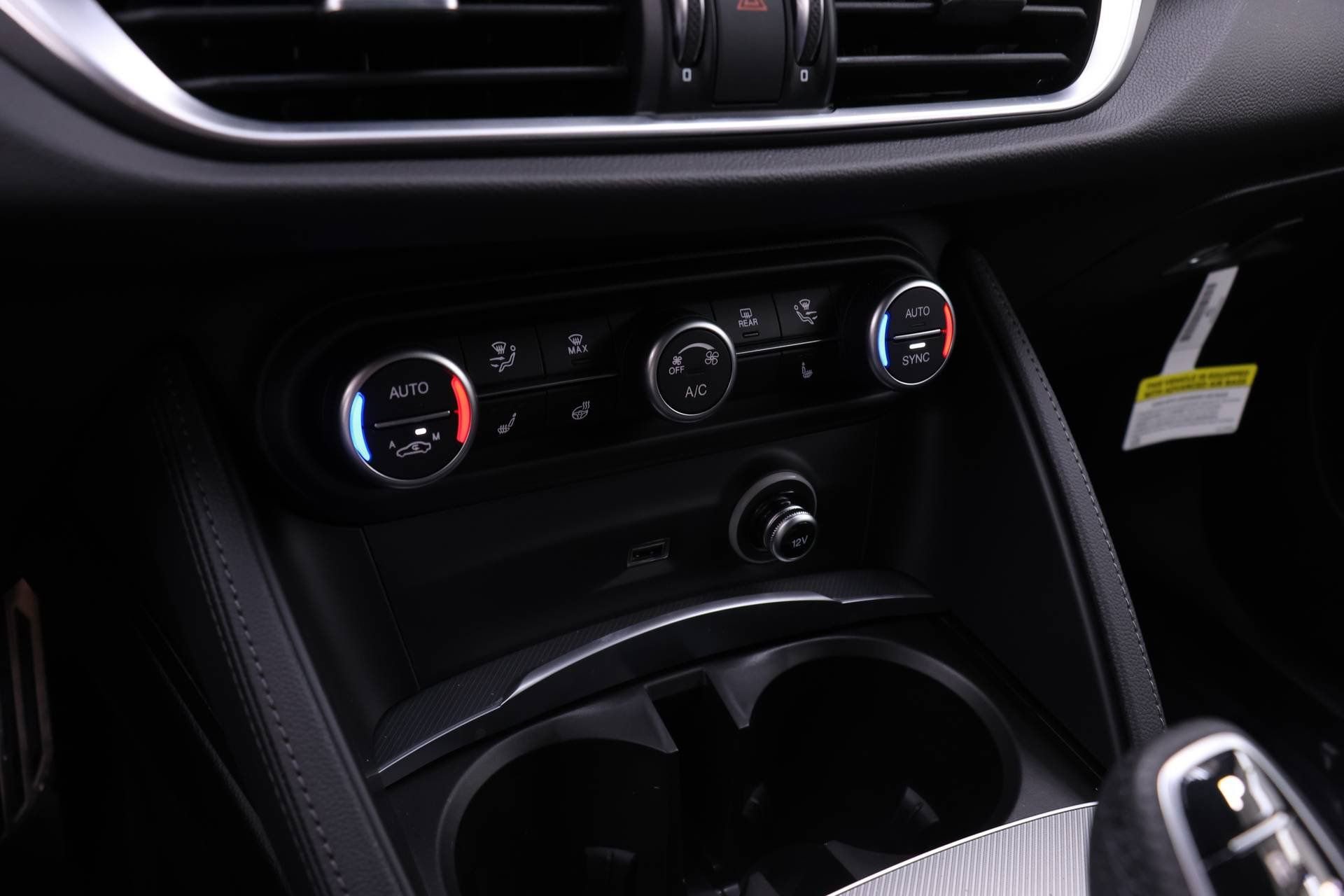 New 2026 Alfa Romeo Stelvio Sprint w/ Convenience Package image 10