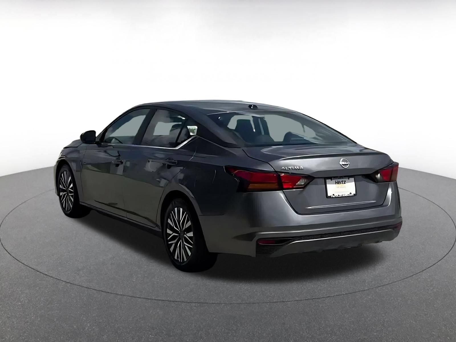 Used 2026 Nissan Altima 2.5 SV FWD image 10