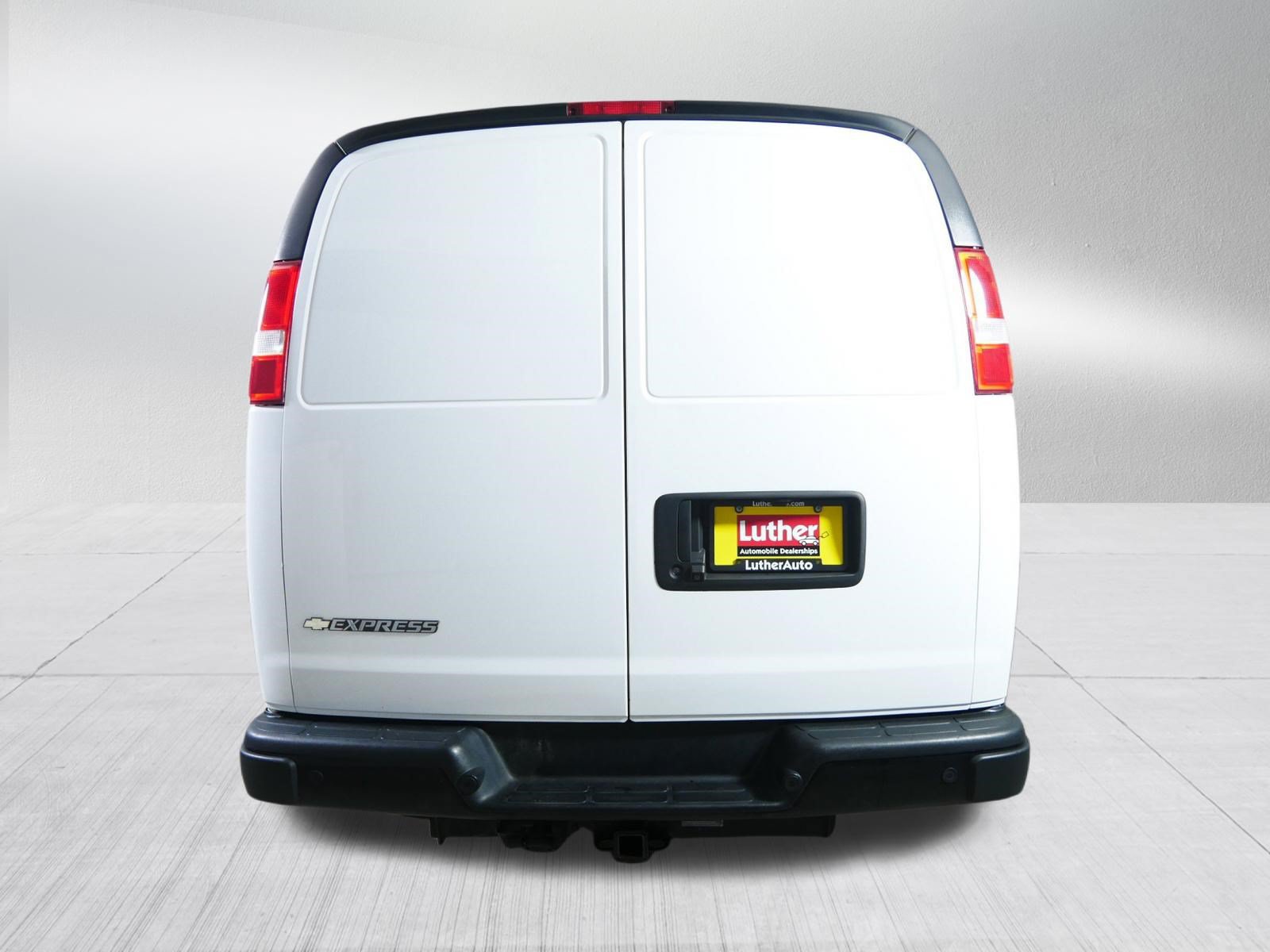 Used 2021 Chevrolet Express 2500 w/ Safety Package RWD image 6