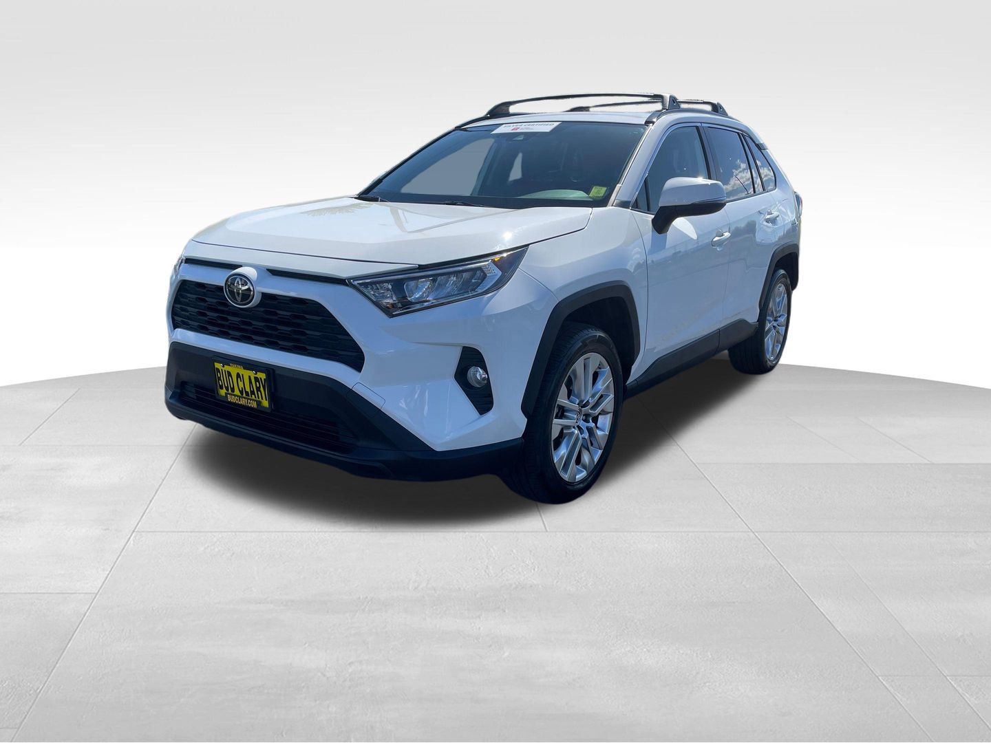 Used 2019 Toyota RAV4 XLE Premium w/ Cold Weather Package AWD/4WD image 15