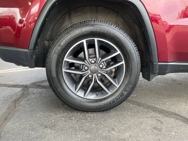 Used 2019 Jeep Grand Cherokee Limited AWD/4WD image 38