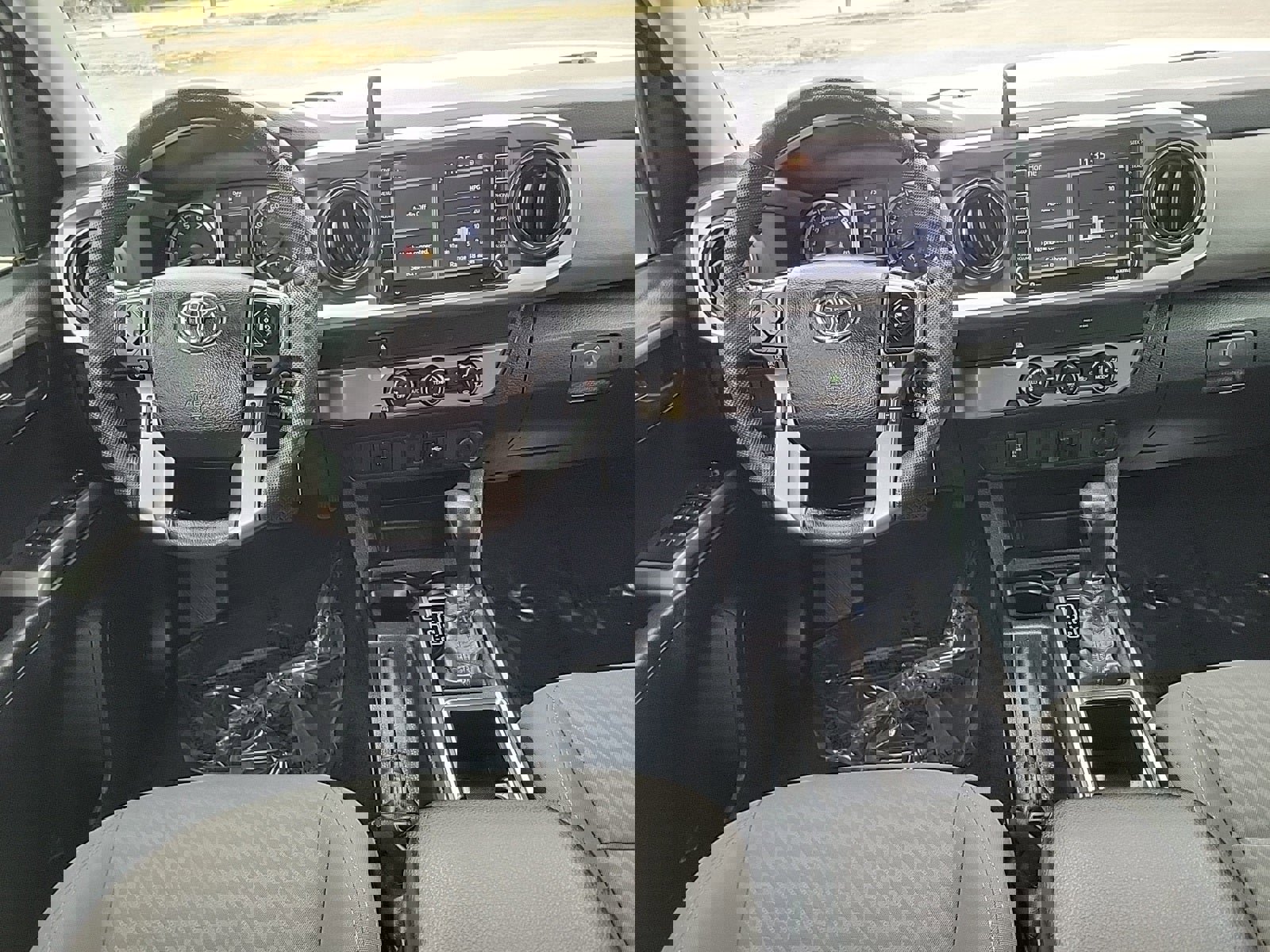 Used 2023 Toyota Tacoma SR image 39