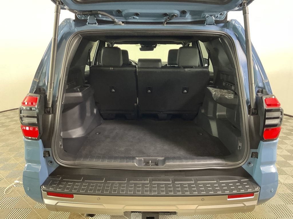 Used 2025 Toyota 4Runner Limited AWD/4WD image 21