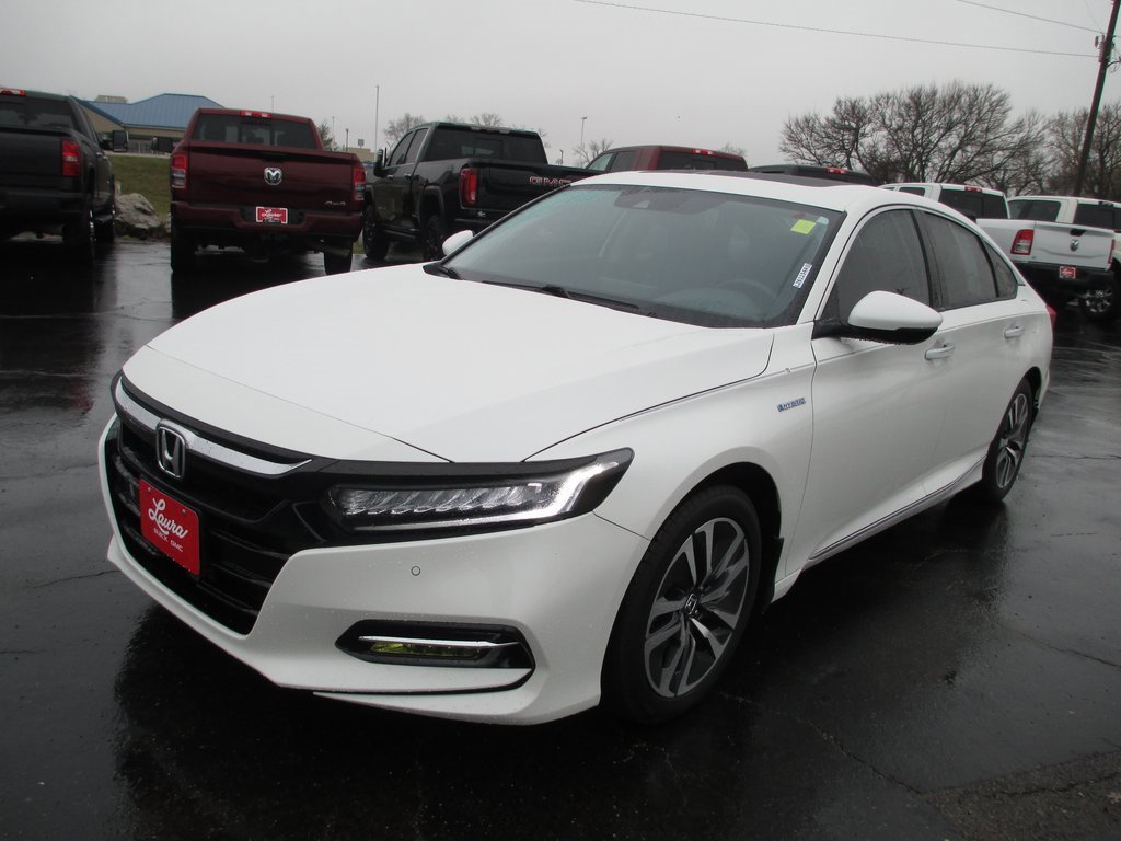 Used 2019 Honda Accord Touring image 9