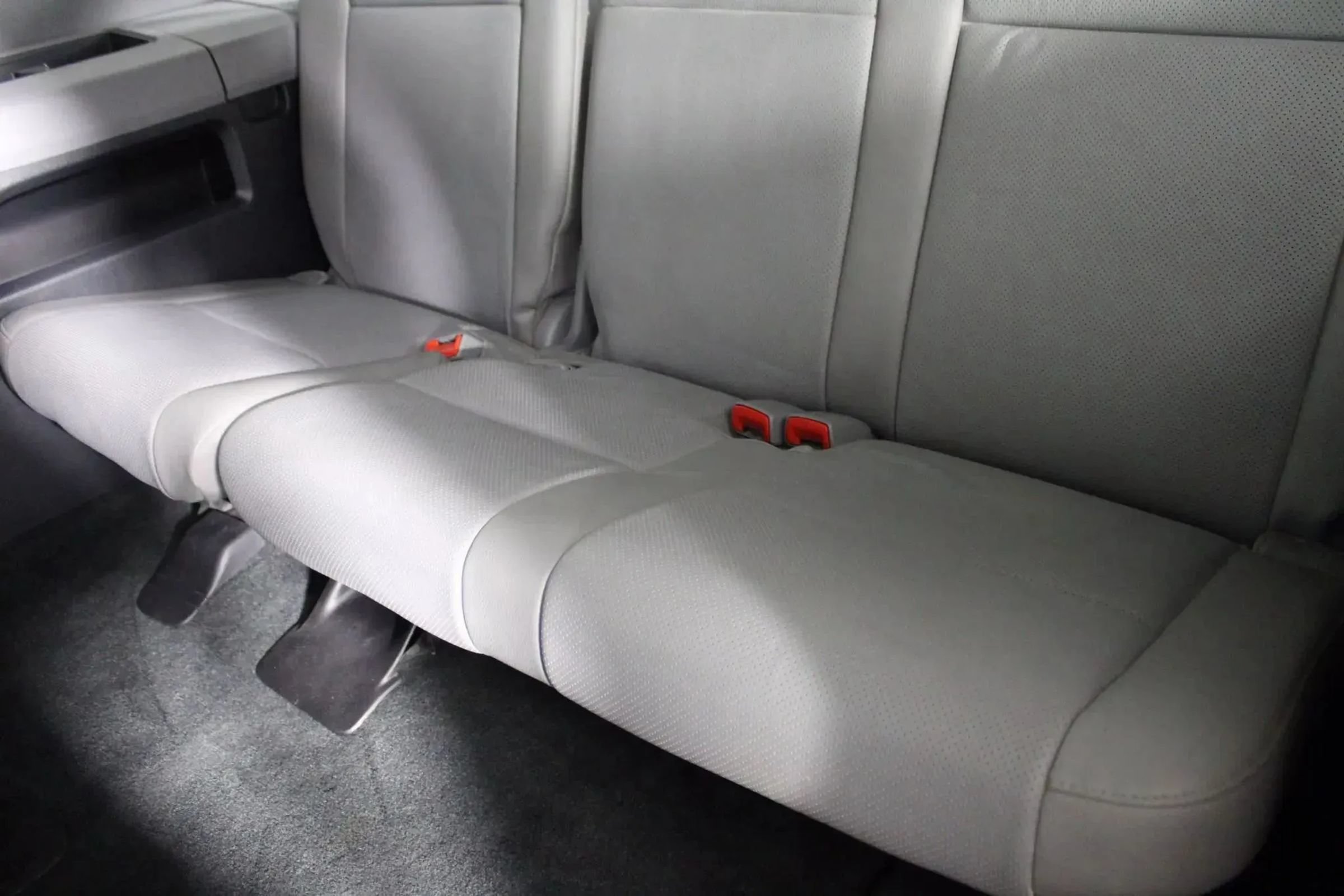 Used 2016 Toyota Sequoia Platinum AWD/4WD image 45