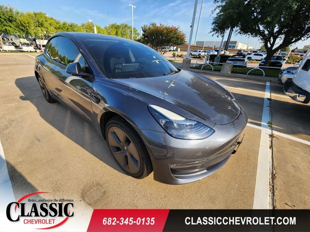 Used 2023 Tesla Model 3 Standard Range RWD image 1
