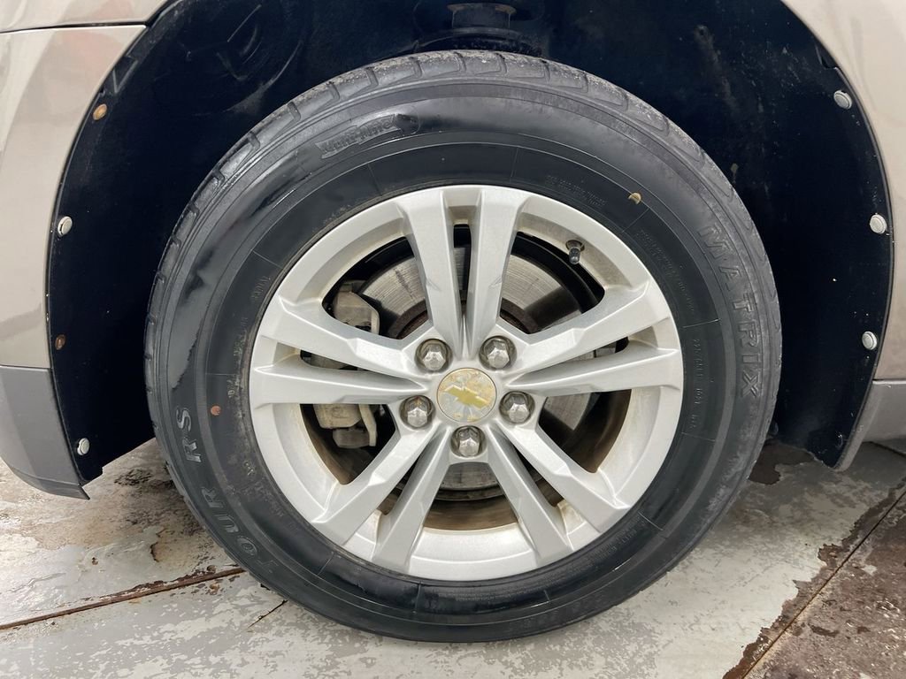 Used 2012 Chevrolet Equinox LT FWD image 27