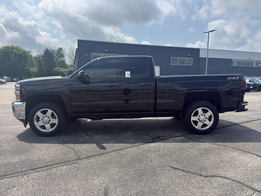 Used 2015 Chevrolet Silverado 2500 LT w/ LT Convenience Package AWD/4WD image 5