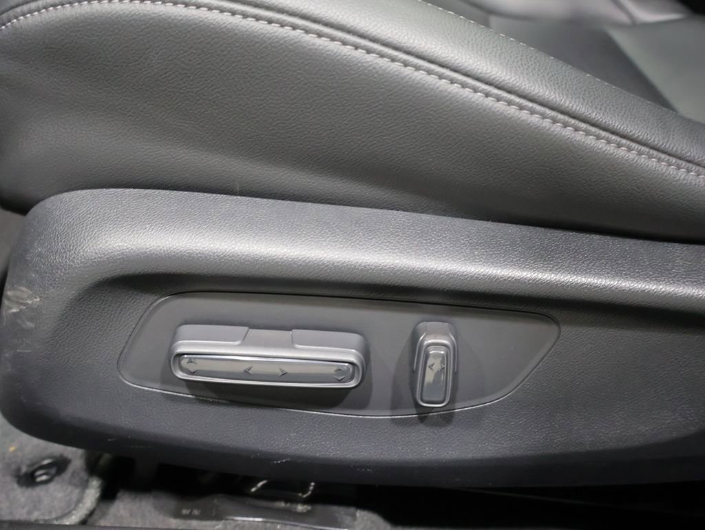 Used 2024 Honda Civic EX-L image 12
