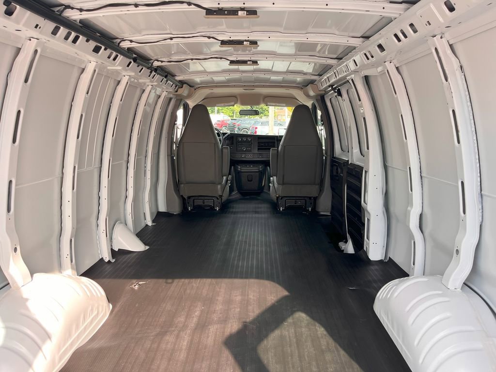 Used 2023 Chevrolet Express 2500 Extended w/ Chrome Appearance Package image 12