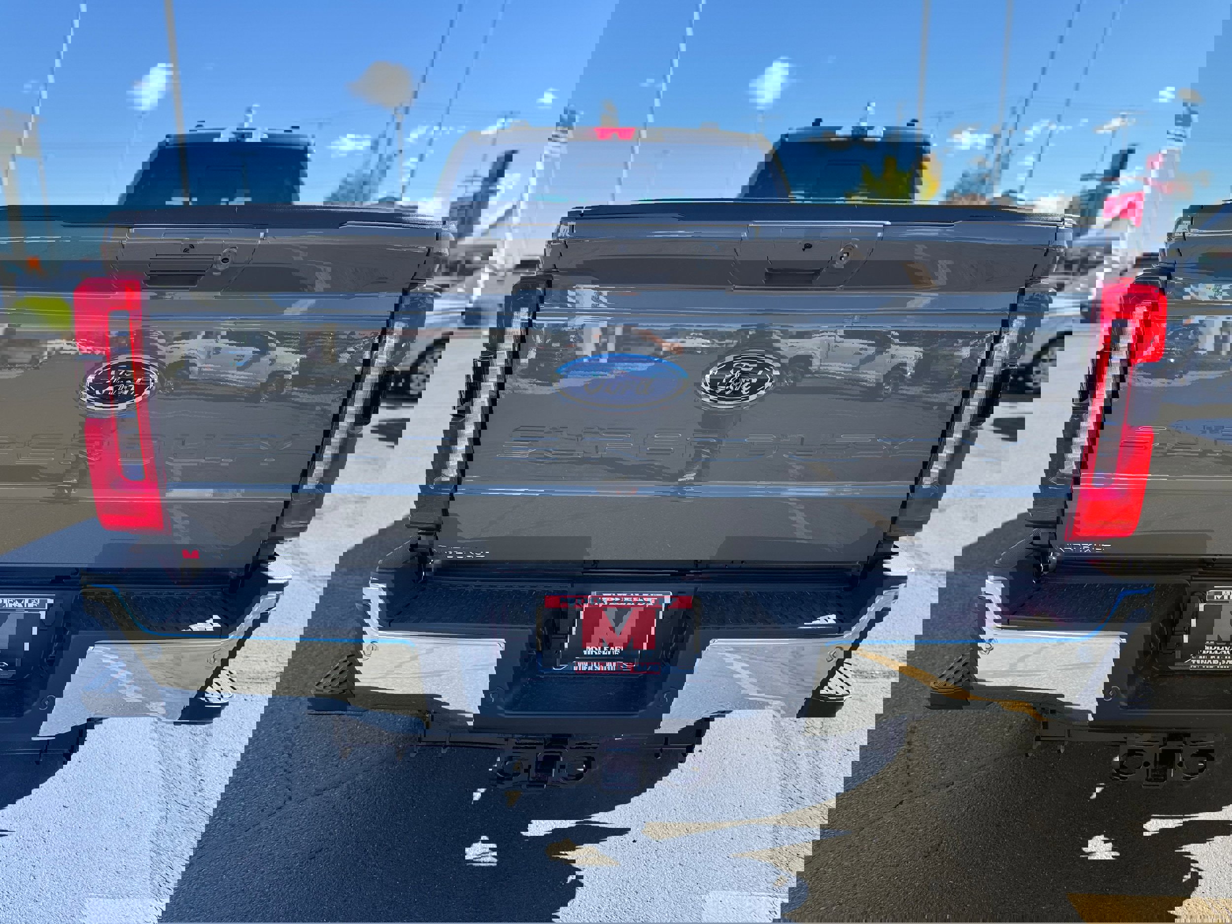 New 2026 Ford F350 Lariat w/ Lariat Premium Package image 5