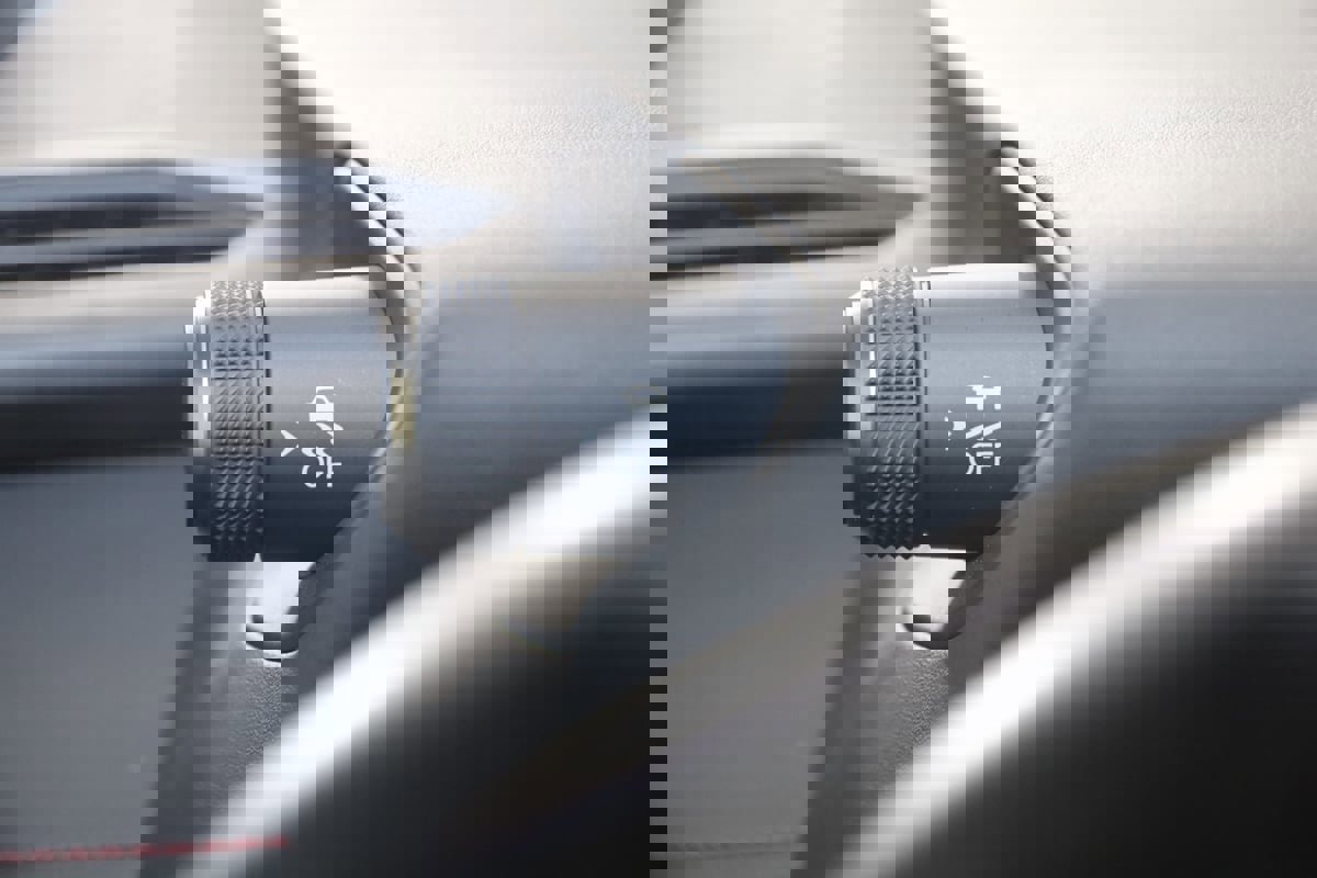 Used 2020 Lexus UX 250h F Sport image 31