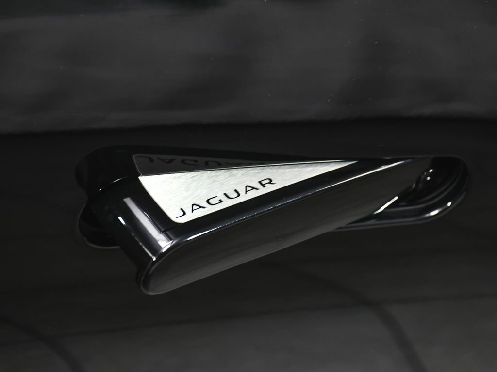 Used 2024 Jaguar F-TYPE R-Dynamic RWD image 18