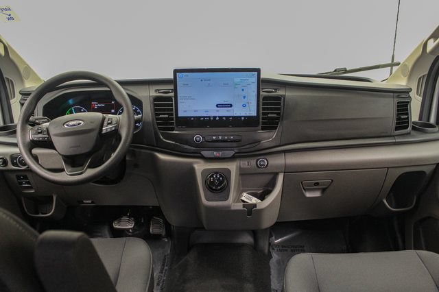 Certified 2023 Ford E-Transit Low Roof RWD image 25