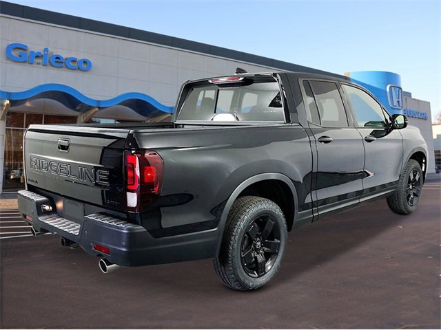 New 2026 Honda Ridgeline Black Edition image 4