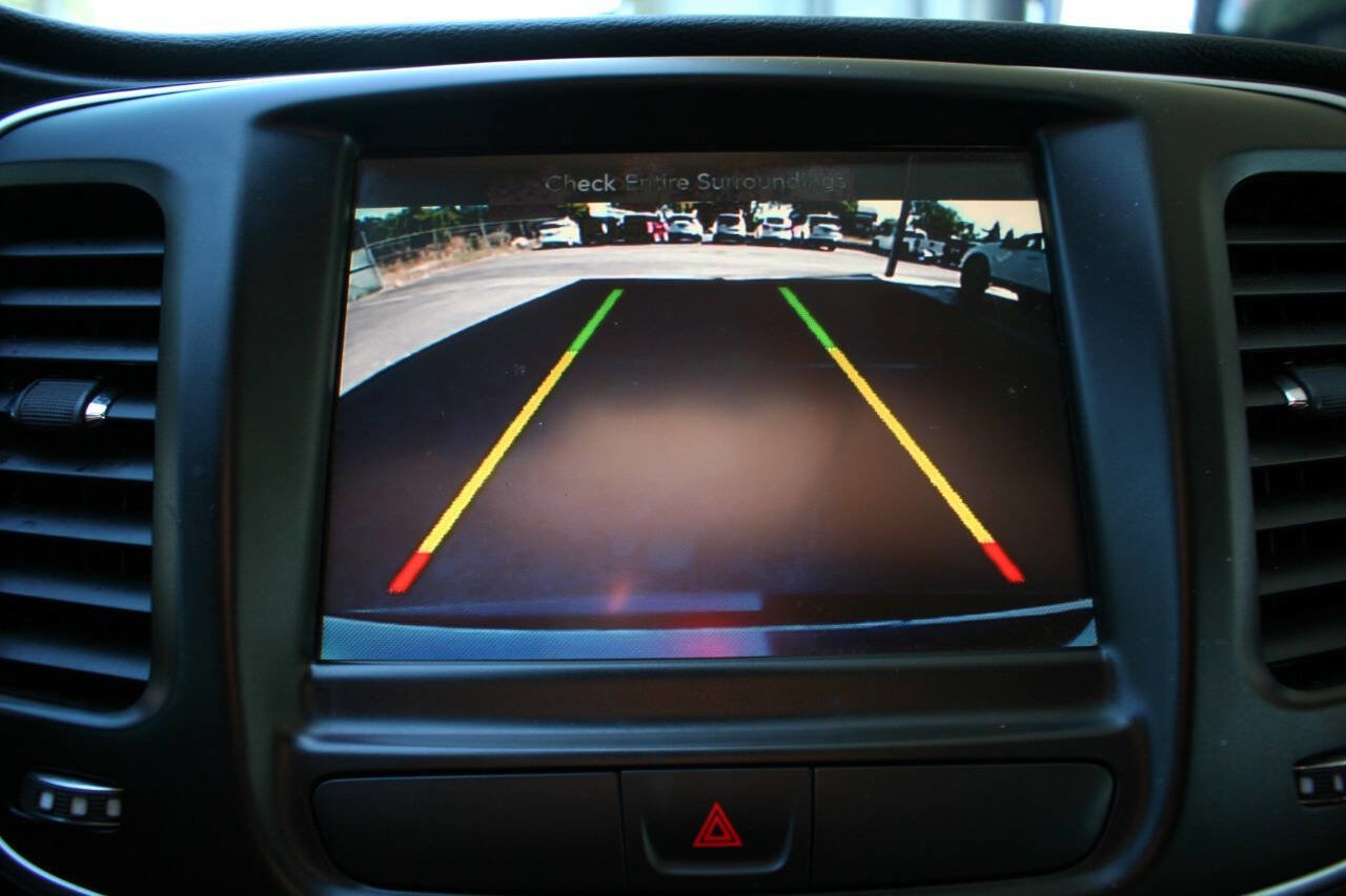 Used 2016 Chrysler 200 Limited Platinum image 14