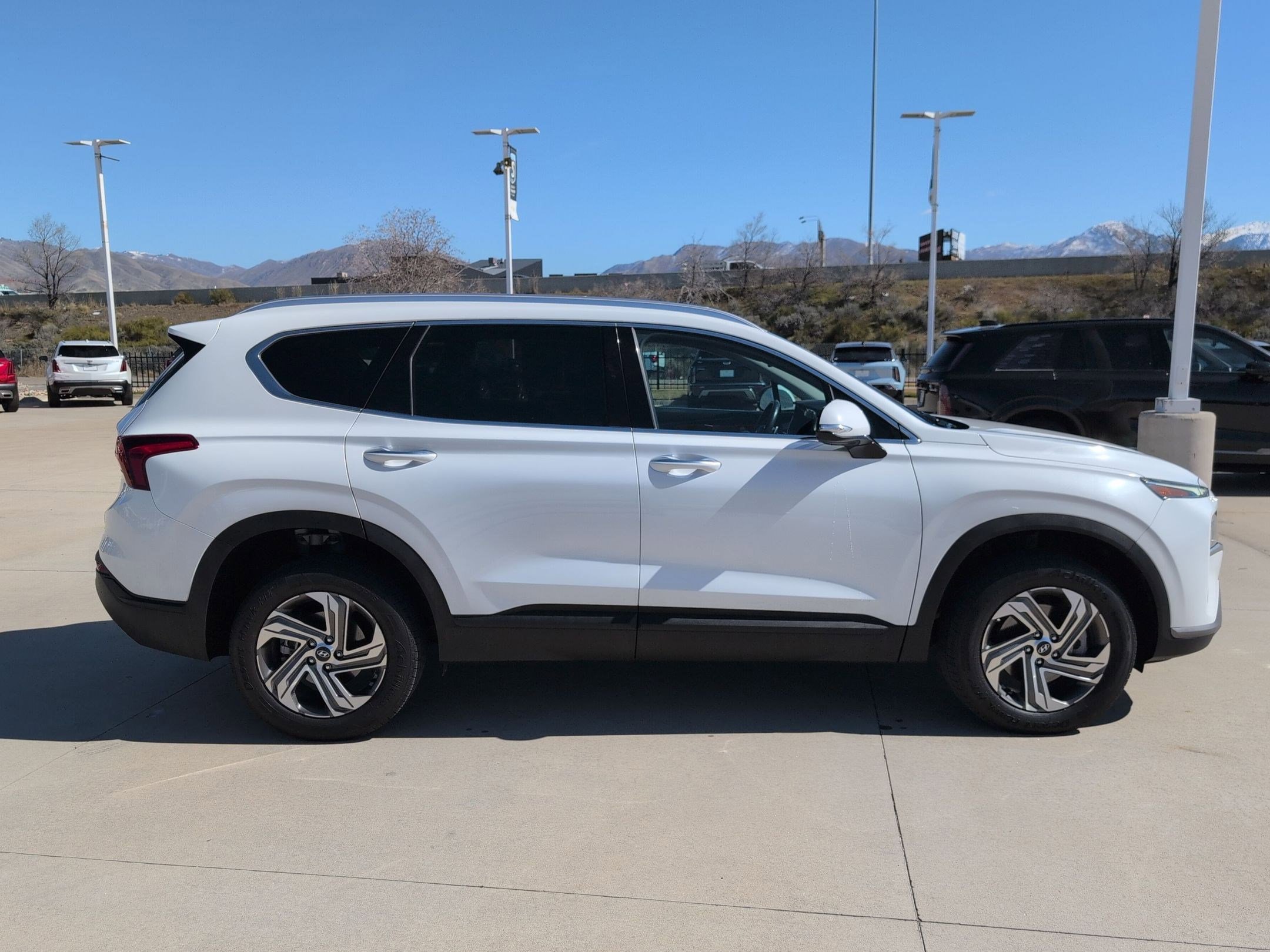 Used 2023 Hyundai Santa Fe SEL image 7