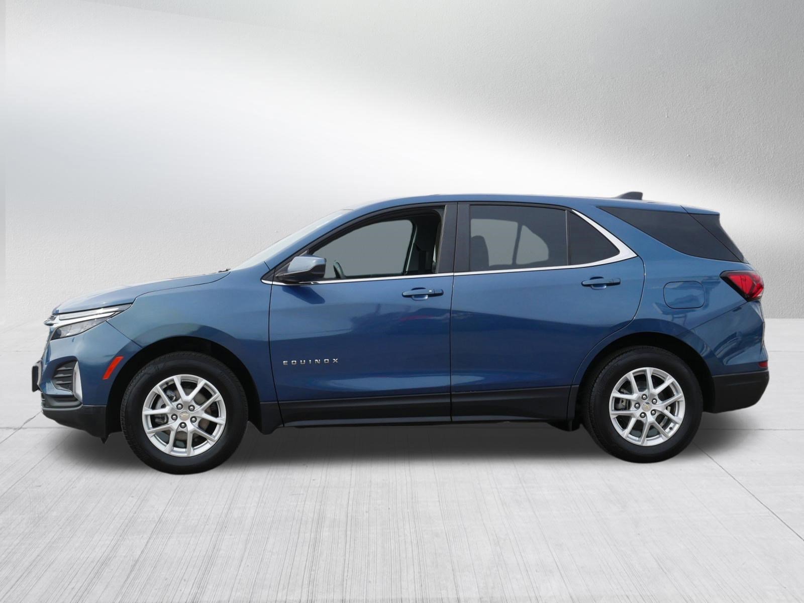Used 2024 Chevrolet Equinox LT w/ LPO, Floor Liner Package AWD/4WD image 4