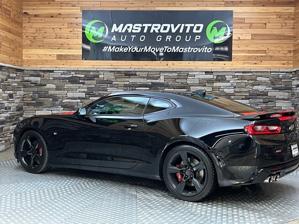 Used 2016 Chevrolet Camaro SS RWD image 13