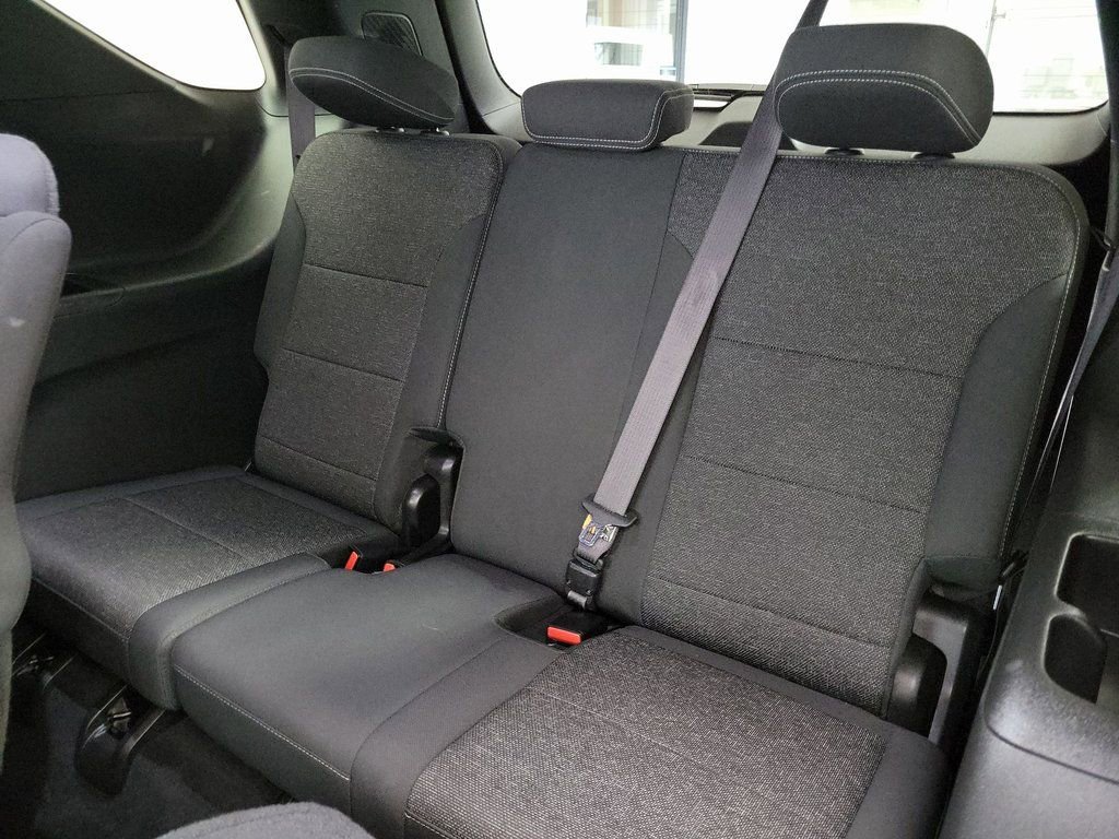 Certified 2025 Chevrolet Traverse LT image 10