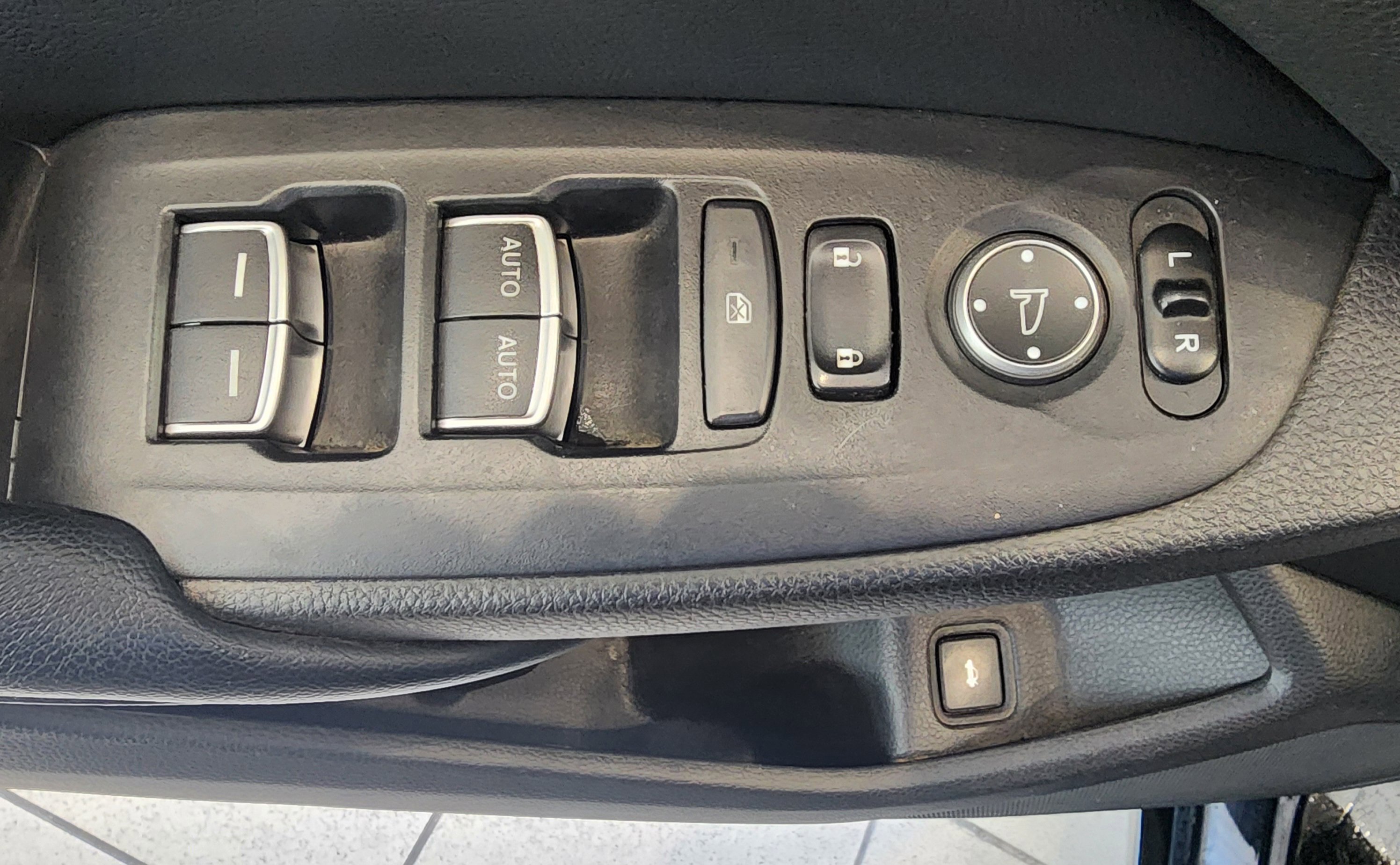 Certified 2018 Honda Accord Sport image 15