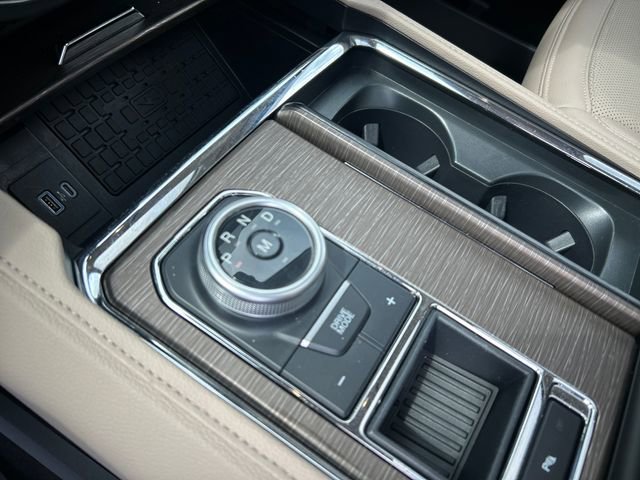 Used 2024 Ford Expedition Limited RWD image 24