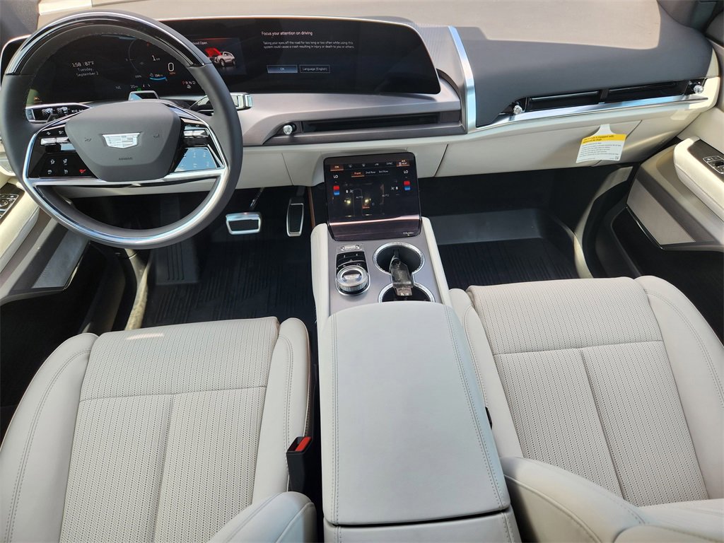 New 2026 Cadillac Vistiq Luxury w/ LPO, Floor Liner Package image 20