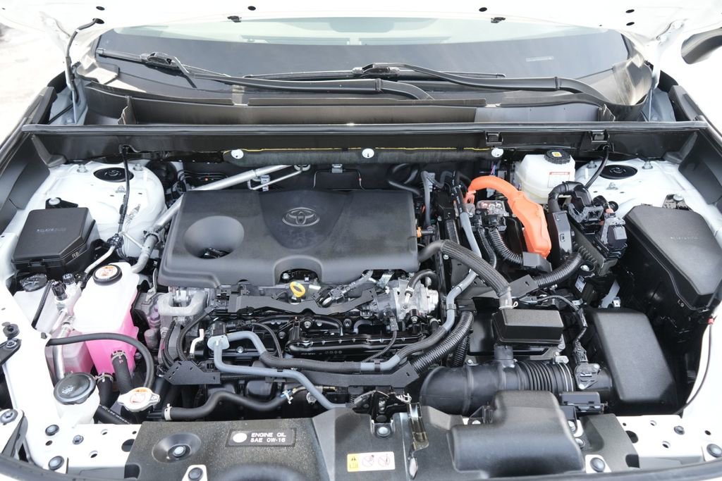 Used 2025 Toyota RAV4 LE image 19