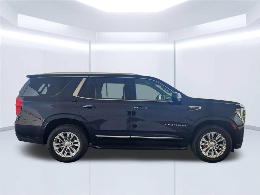 Used 2023 GMC Yukon SLT AWD/4WD image 4
