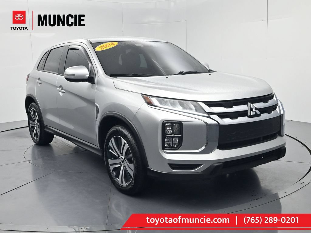 Used 2024 Mitsubishi Outlander Sport SE AWD/4WD image 1