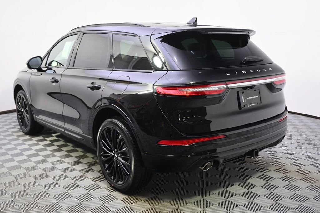 New 2026 Lincoln Corsair Reserve image 3