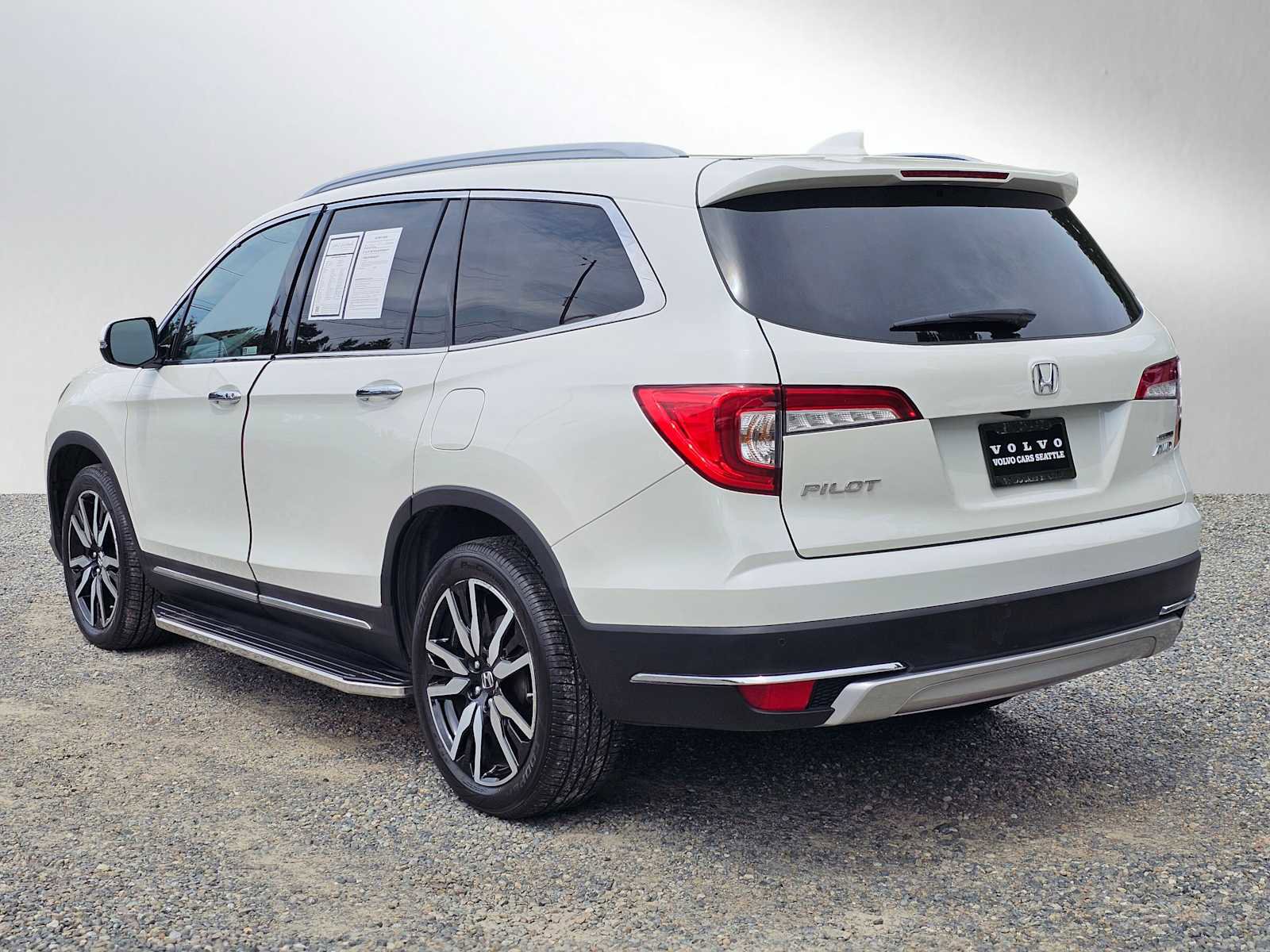 Used 2019 Honda Pilot Touring image 5