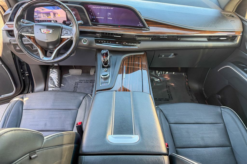 Used 2023 Cadillac Escalade Premium Luxury image 29