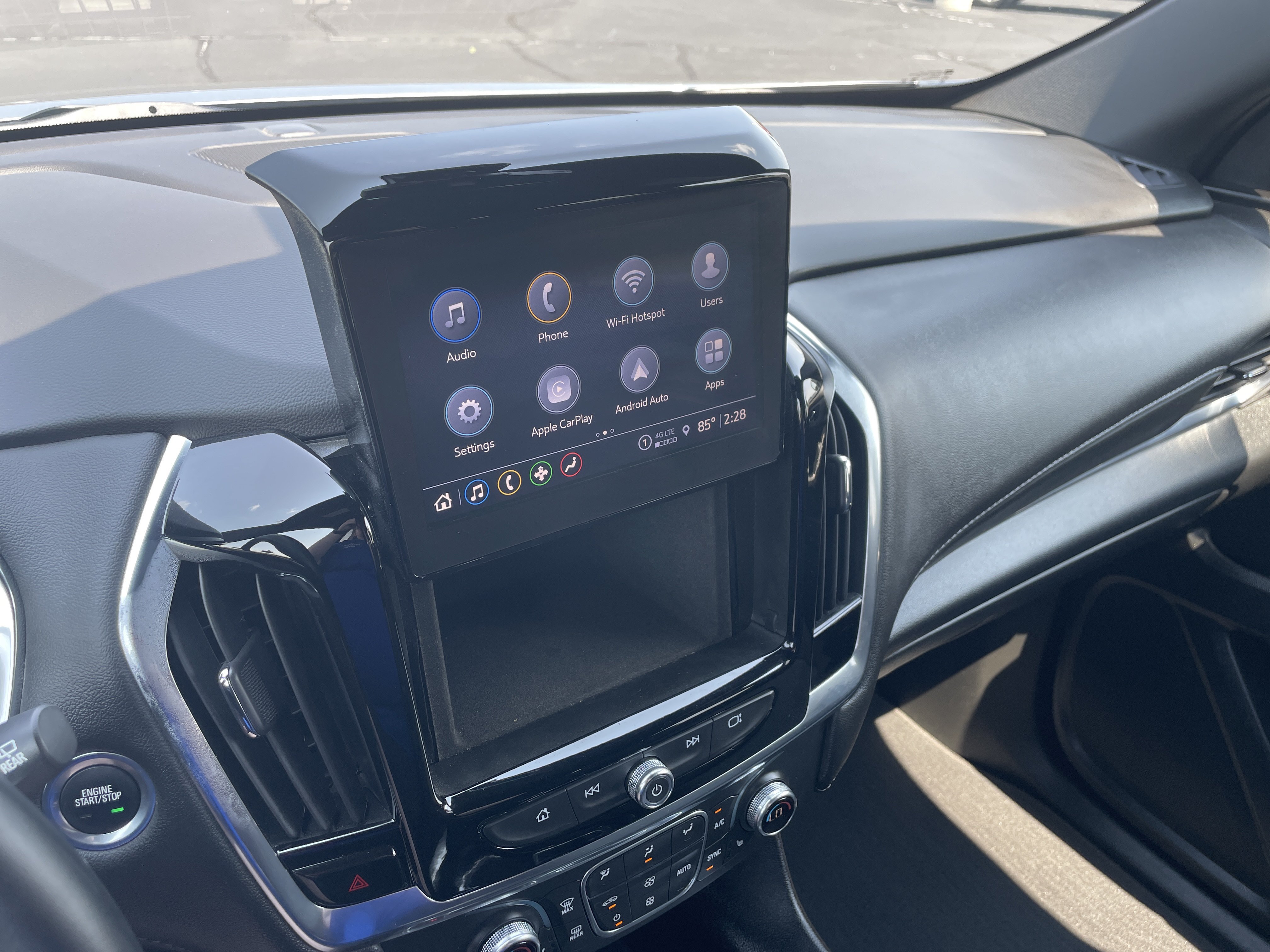 Used 2023 Chevrolet Traverse LT w/ Rear Camera Mirror Package AWD/4WD image 36