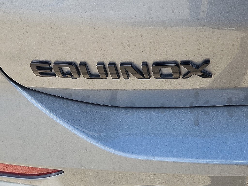 Used 2023 Chevrolet Equinox RS FWD image 14