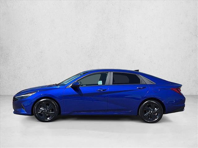 Used 2023 Hyundai Elantra SEL FWD image 9