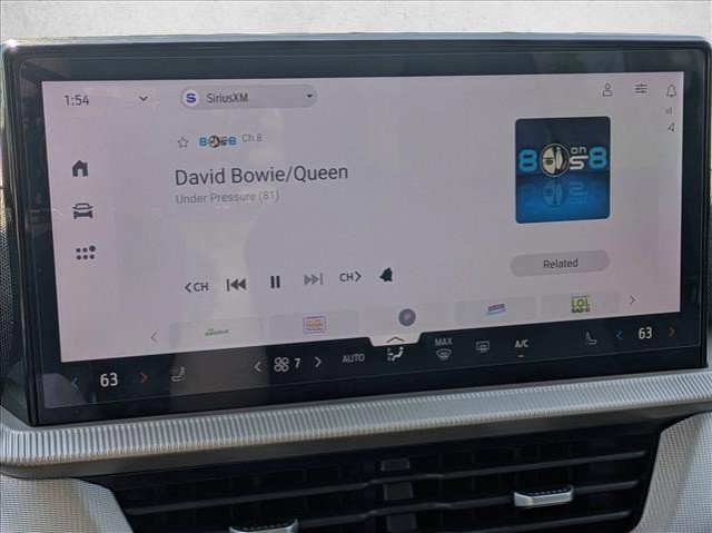 Used 2025 Ford Explorer Active w/ Active Comfort Package image 7