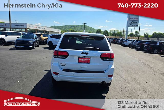 Used 2021 Jeep Grand Cherokee Laredo X AWD/4WD image 26