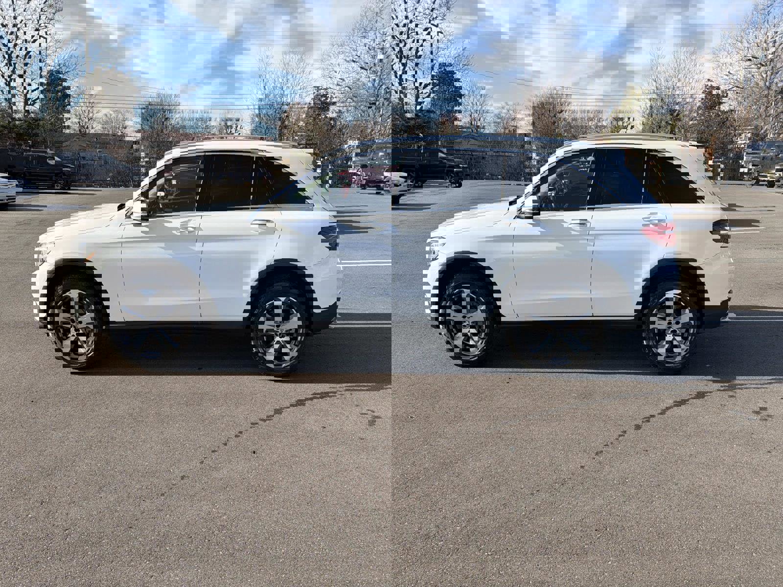 Used 2019 Mercedes-Benz GLC 300 4MATIC image 16