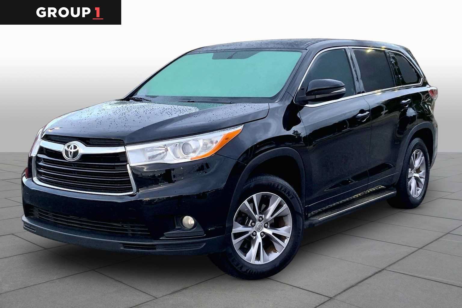 Used 2014 Toyota Highlander Plus FWD image 1
