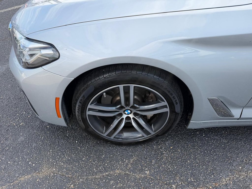 Used 2021 BMW 530i xDrive w/ Premium Package AWD/4WD image 11