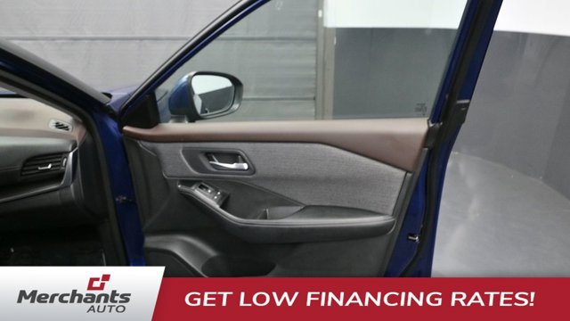 Used 2023 Nissan Rogue SV AWD/4WD image 14