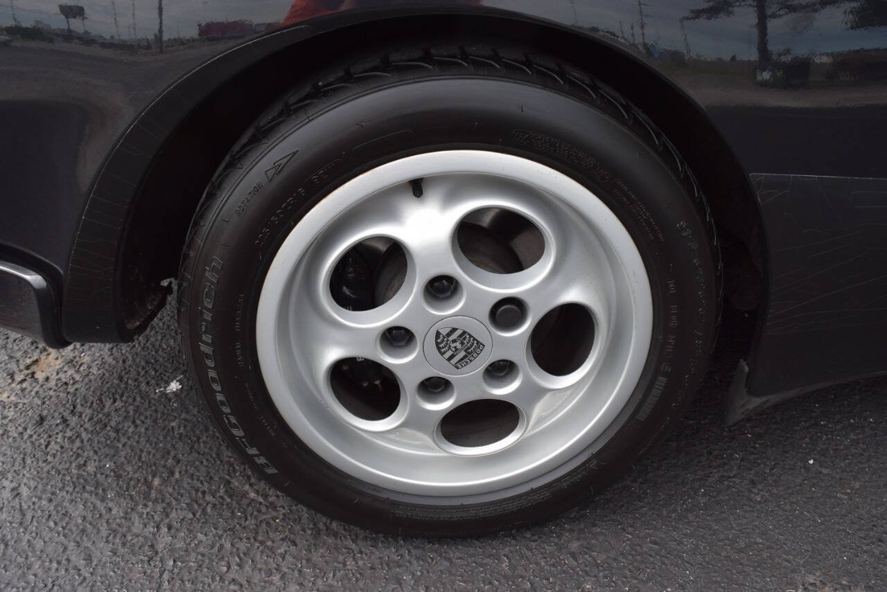 Used 1988 Porsche 944 Turbo RWD image 31