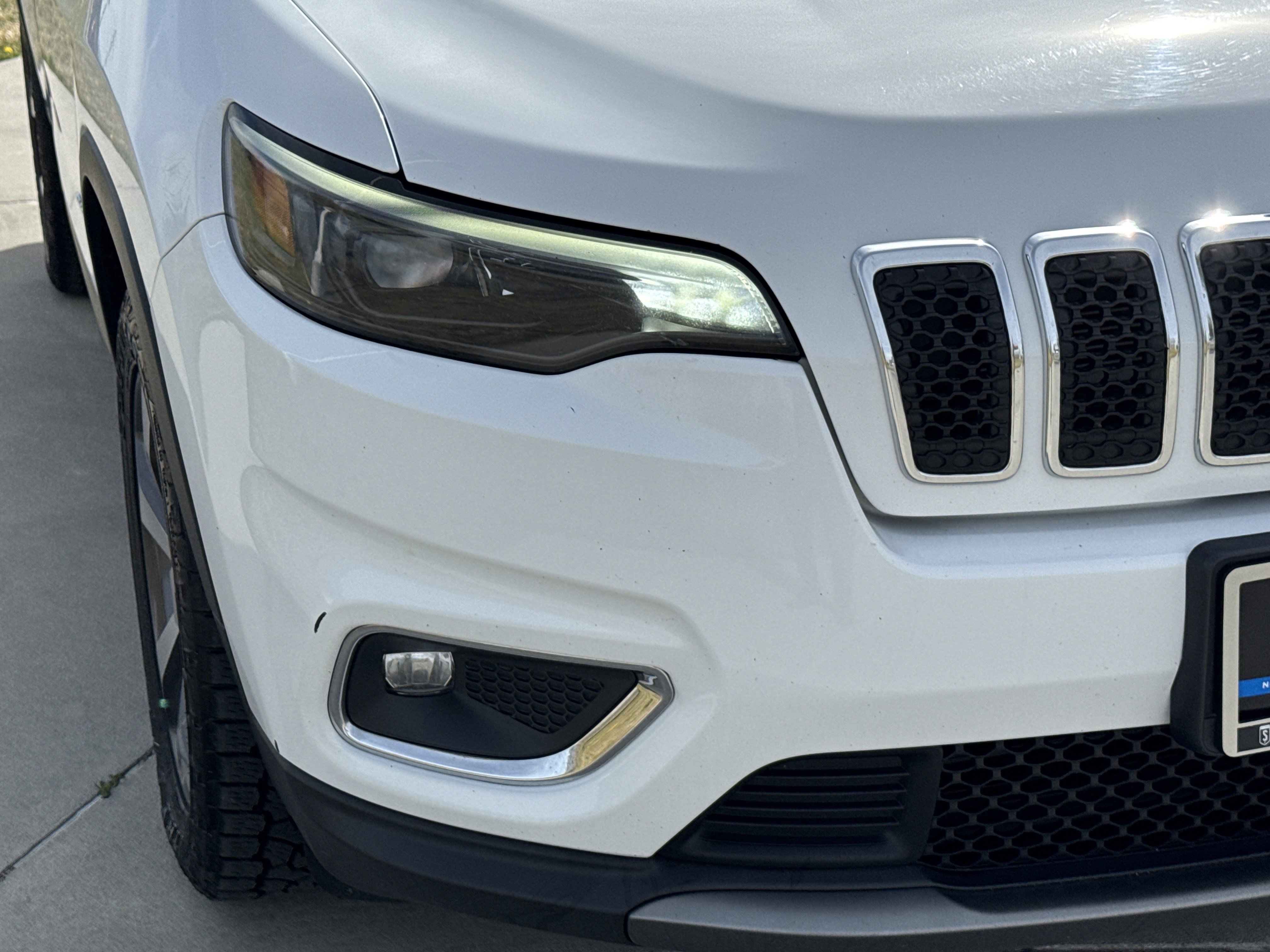 Used 2020 Jeep Cherokee Limited image 10