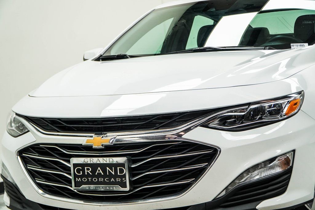 Used 2024 Chevrolet Malibu LT FWD image 2
