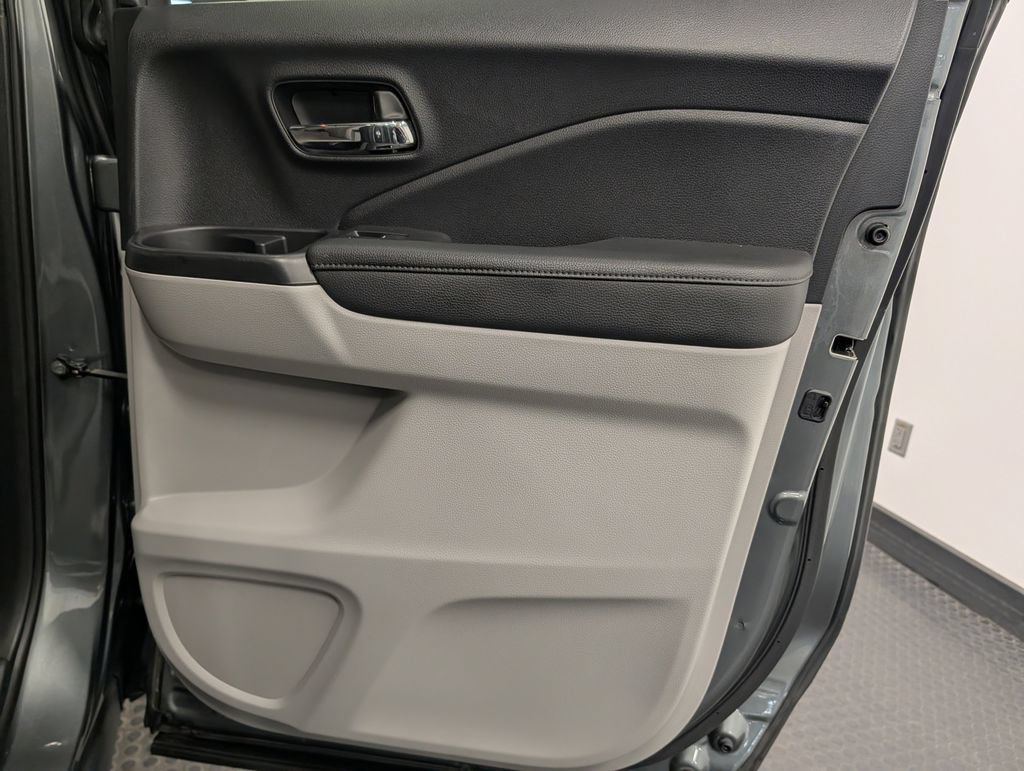 Used 2019 Honda Ridgeline RTL-E image 32