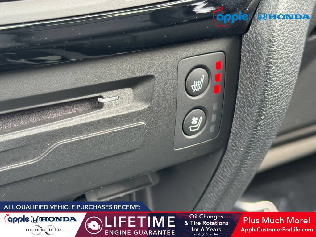 Used 2021 Honda Pilot Elite image 30
