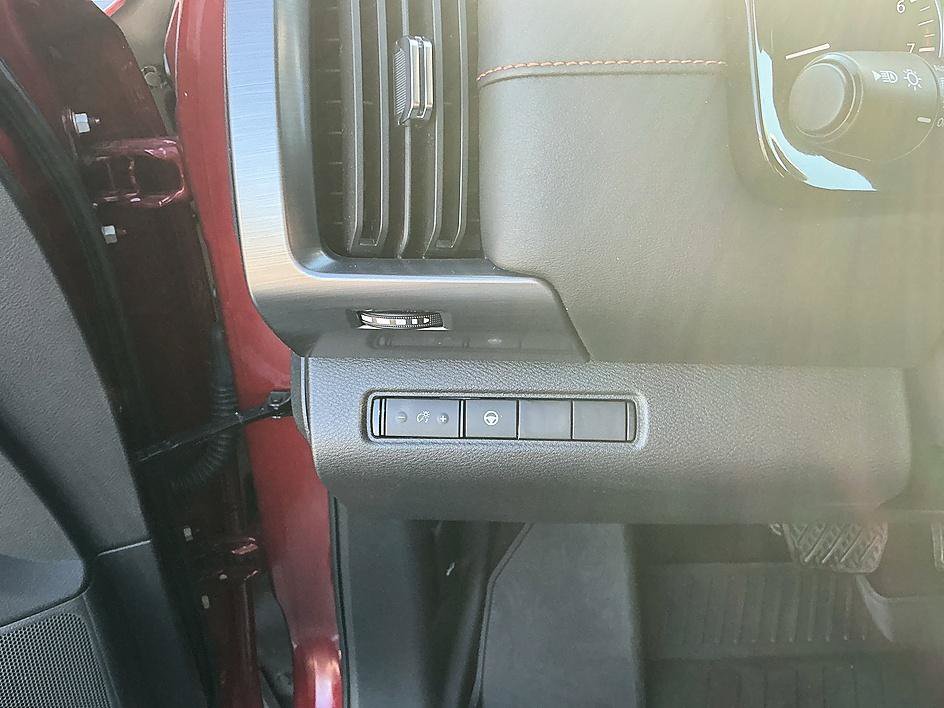 Certified 2024 Nissan Pathfinder Rock Creek AWD/4WD image 13