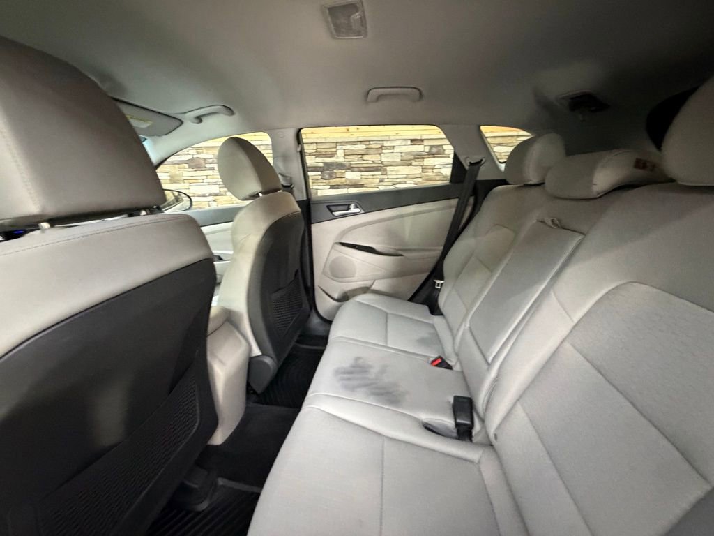 Used 2020 Hyundai Tucson SE w/ Winter Weather Package image 25